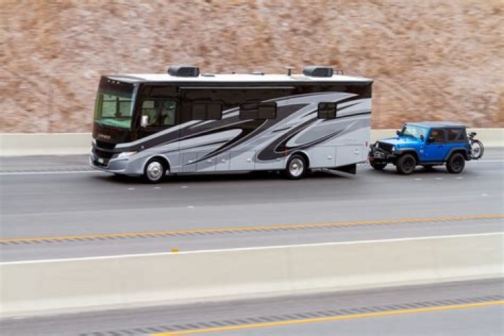 Can a Smart car be towed behind a motorhome? |