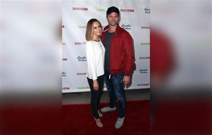 Daniel Gillies and Rachael Leigh Cook announce split after 15 years of marriage