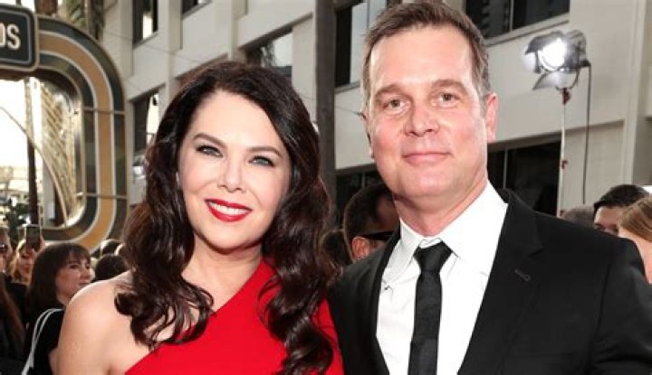 Is Lauren Graham Married? Unlocking The Truth Behind The Rumors