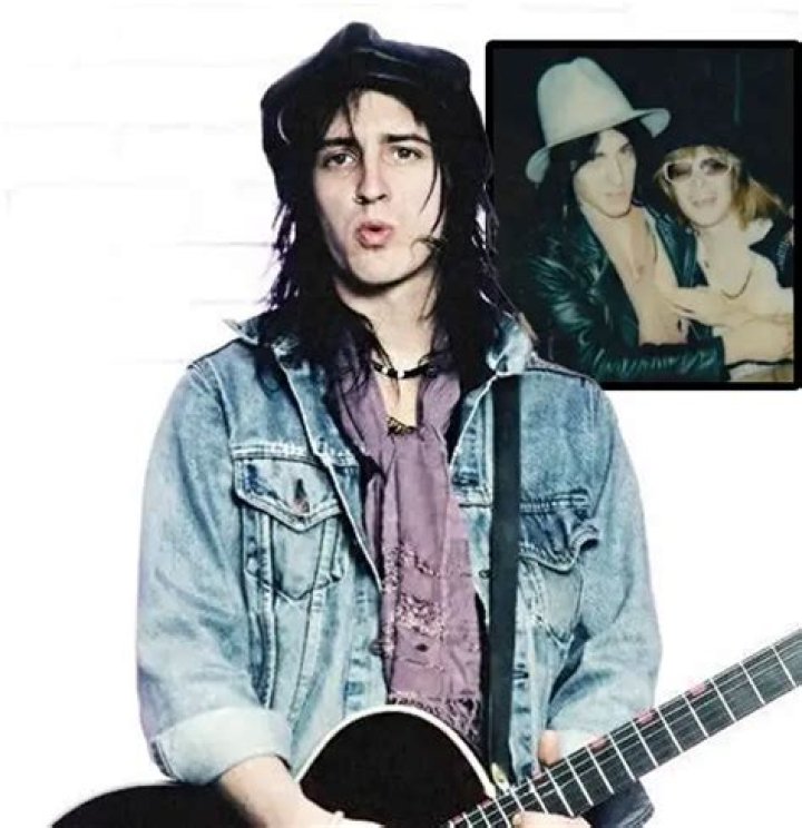 Izzy Stradlin Net Worth