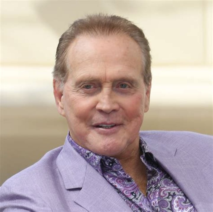 Richard Chaves Biography, Age, Height, Wife, Net Worth, Family ·