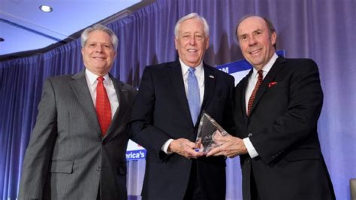 Steny Hoyer Net Worth 2024