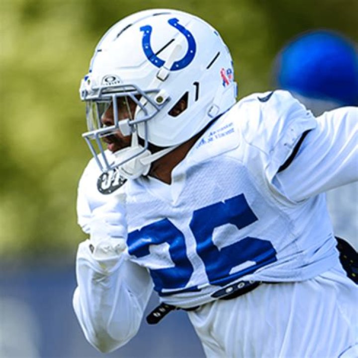 The Inspiring Woman Behind NFL Star Ameer Abdullah