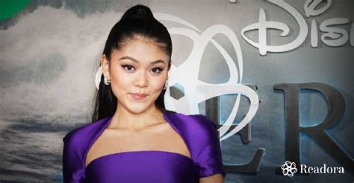 Unveiling Her Age And Early Success