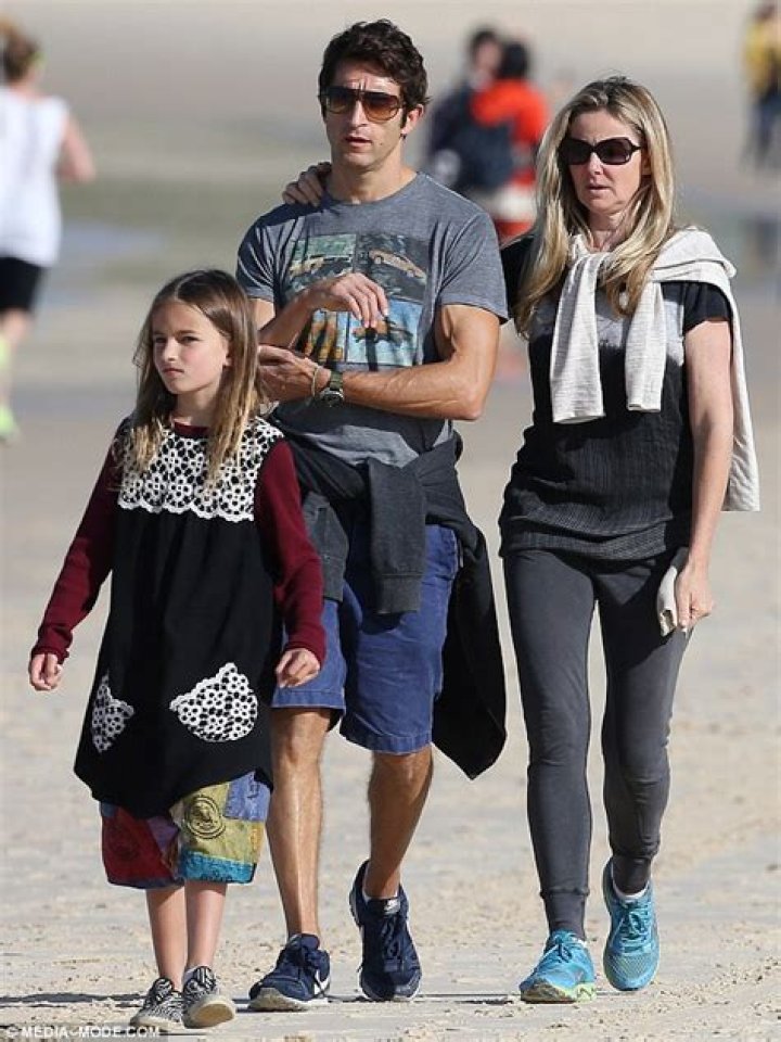 Who Is Jonathan LaPaglia? Meet Ursula Brooks Husband & Daughter Tilly LaPaglia – correo