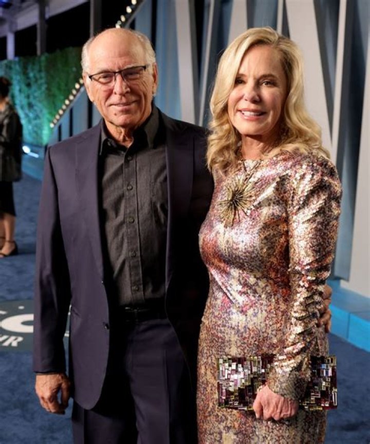 Who Was Jimmy Buffett Married? You Dont Know About His Wifes Secret!